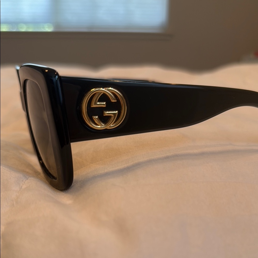Gucci Square Frame Double G Sunglasses